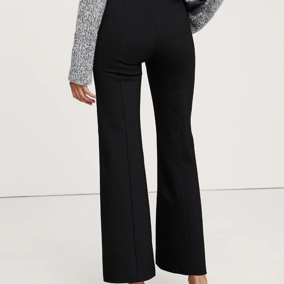 NWT Banana Republic Black High Rise Crop Flare Everywhere Ponte Pull On Pants - Picture 2 of 8
